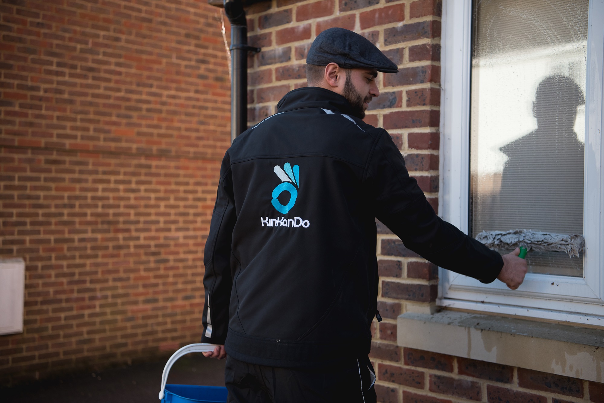 one of the kinkando team window cleaning